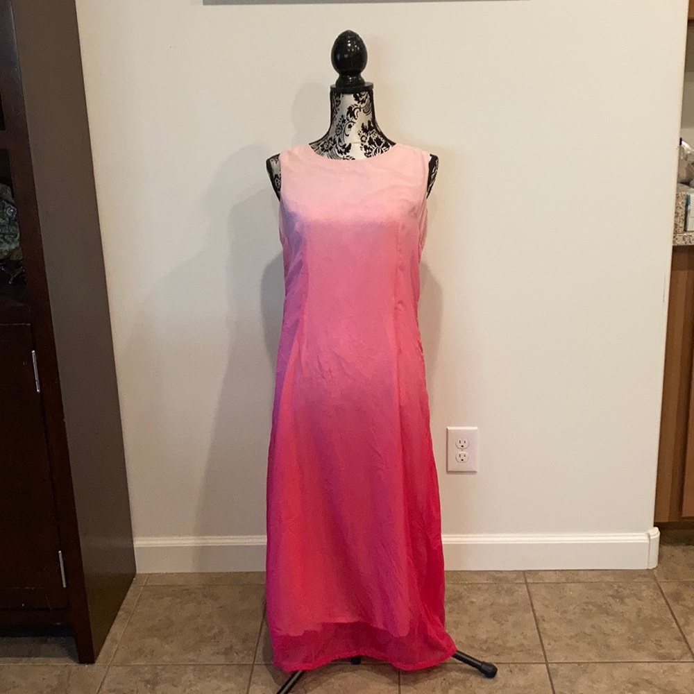 A pink hombre dress in Sz m By Victoria Holly